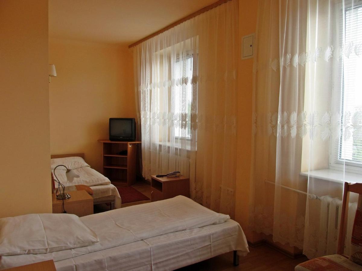 Iskra Otel Radom Oda fotoğraf